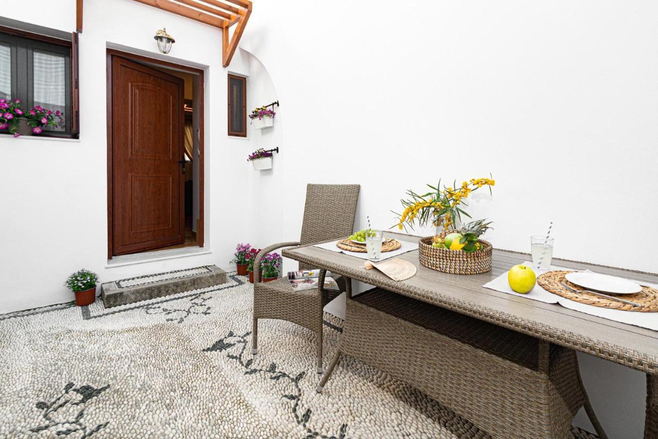 Villa Dafni - Lindos Exterior photo